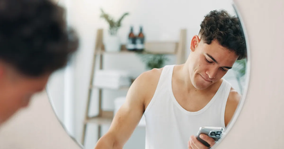 Can Your Phone “Cause” Your Acne?